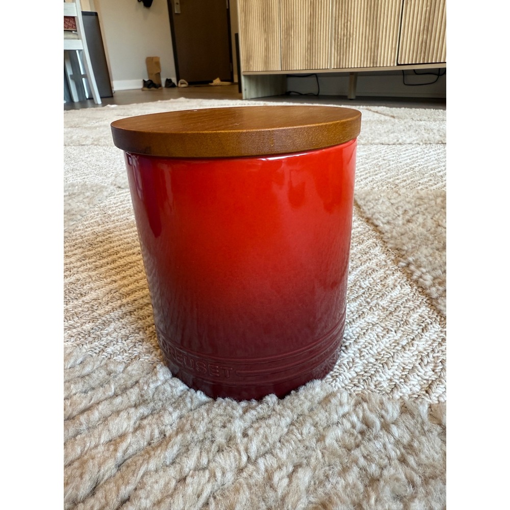 Le Creuset Cerise Red‎ Stoneware Canister with Wooden Lid Storage Jar New
